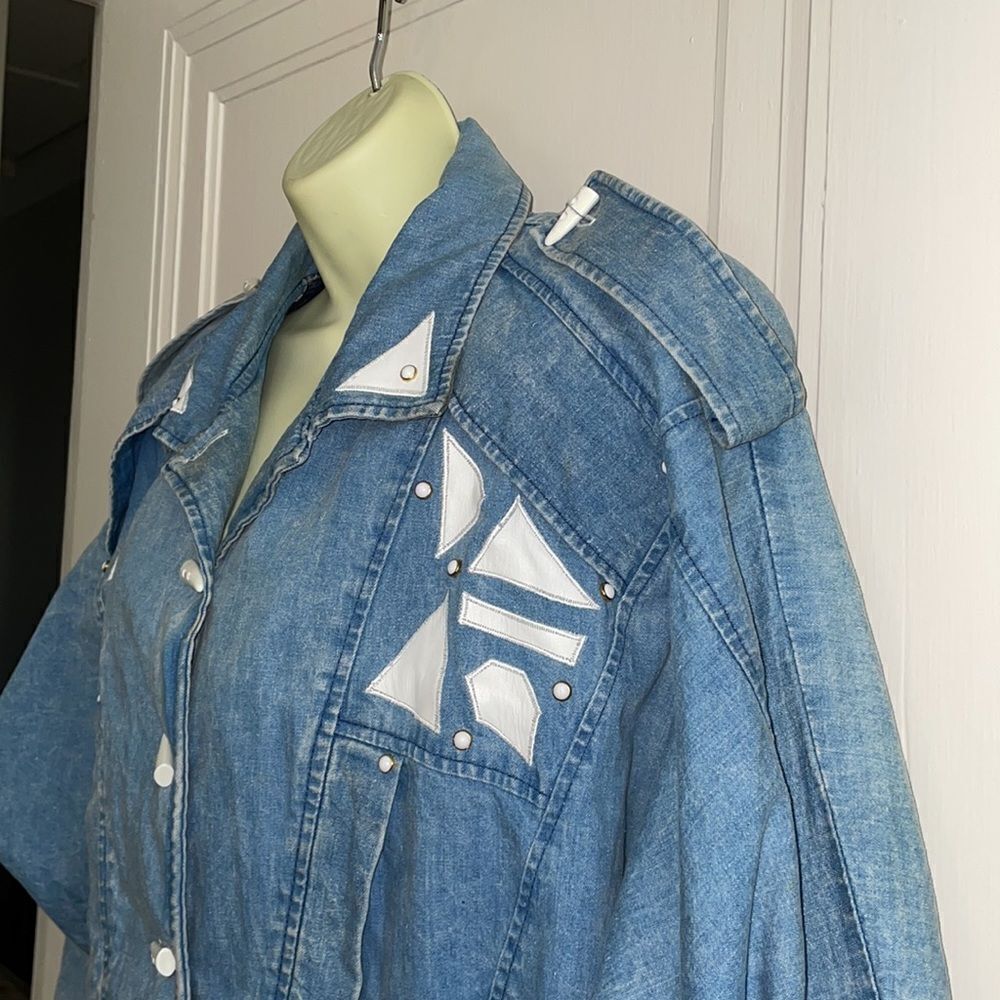 Vtg 80s Jez blue denim jacket/white embroidered geometric shape embellishments - Picture 5 of 10